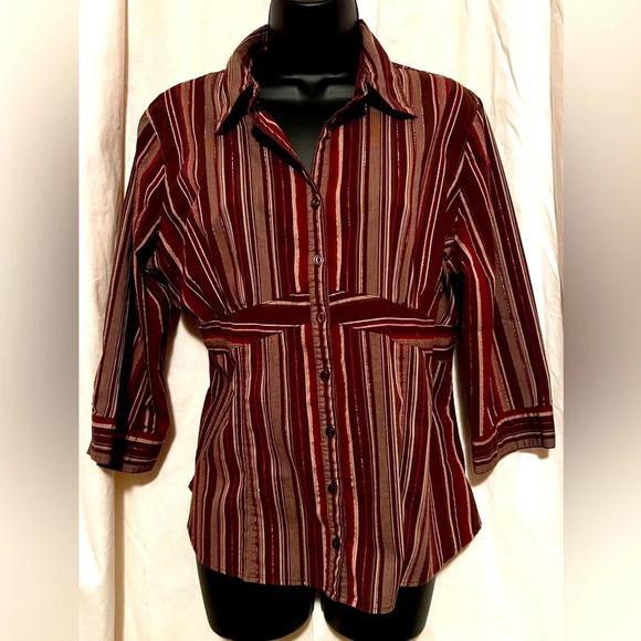 Dress Barn Tops - Dress Barn Women's Sz L Button Down 3/4 Sleeve Collared Blouse.